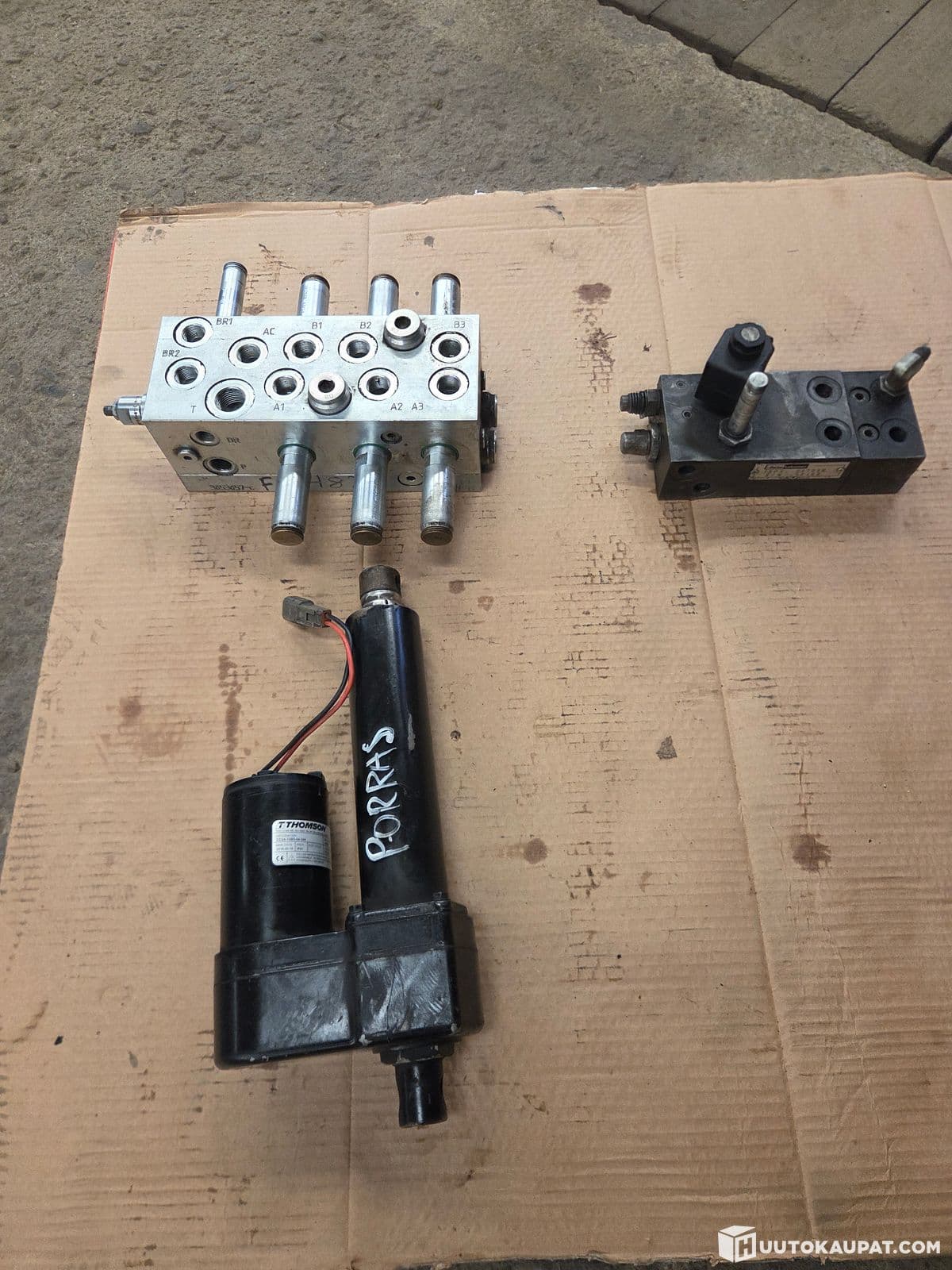 John Deere 1270E IT4 harvester spare parts (for refurbishment), Kurikka