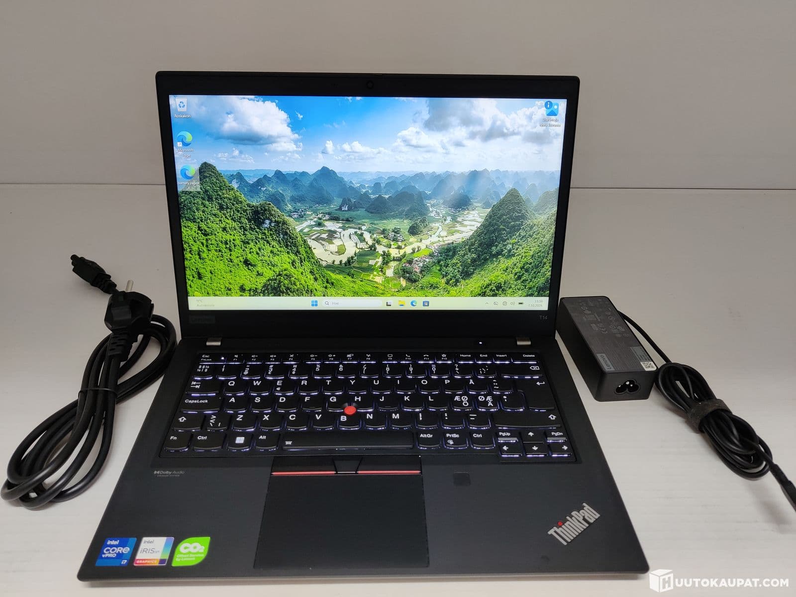 Lenovo ThinkPad T14 G2i Laptop / i7-1185G7 / 24 GB RAM / 256 GB NVMe / Win 11 Pro