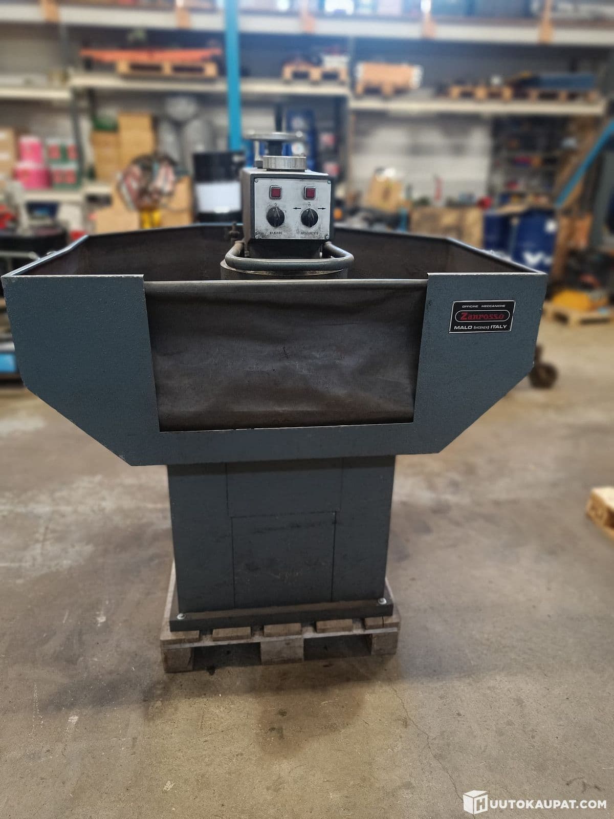 Cylinder deck shortening machine, Kouvola