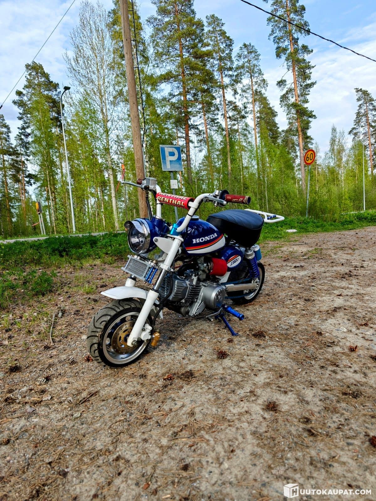 Baotian Monkey Moped (Honda Monkey style)