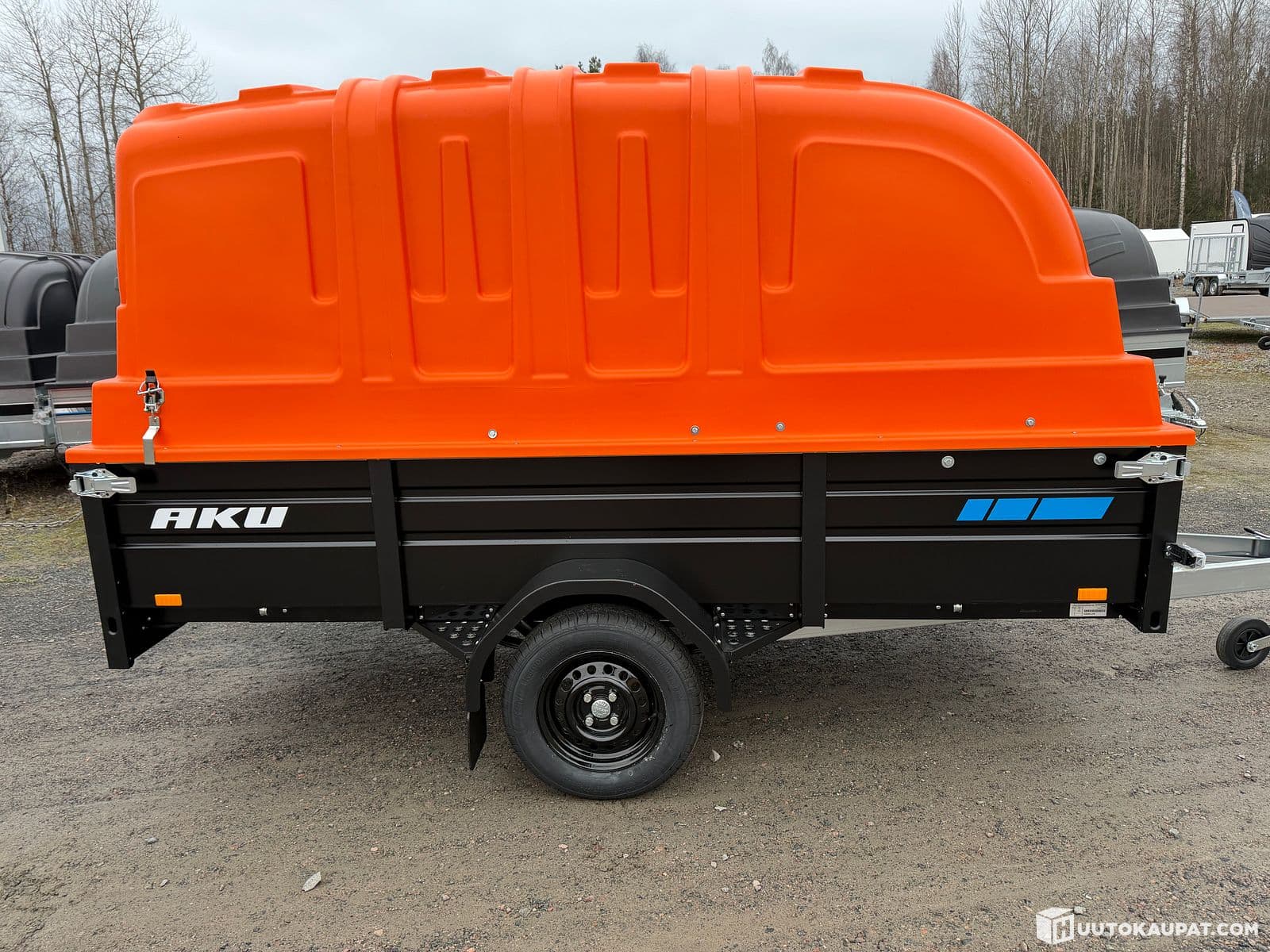 AKU CS300-LHE Orange A-Trailer Edition, Nurmijärvi