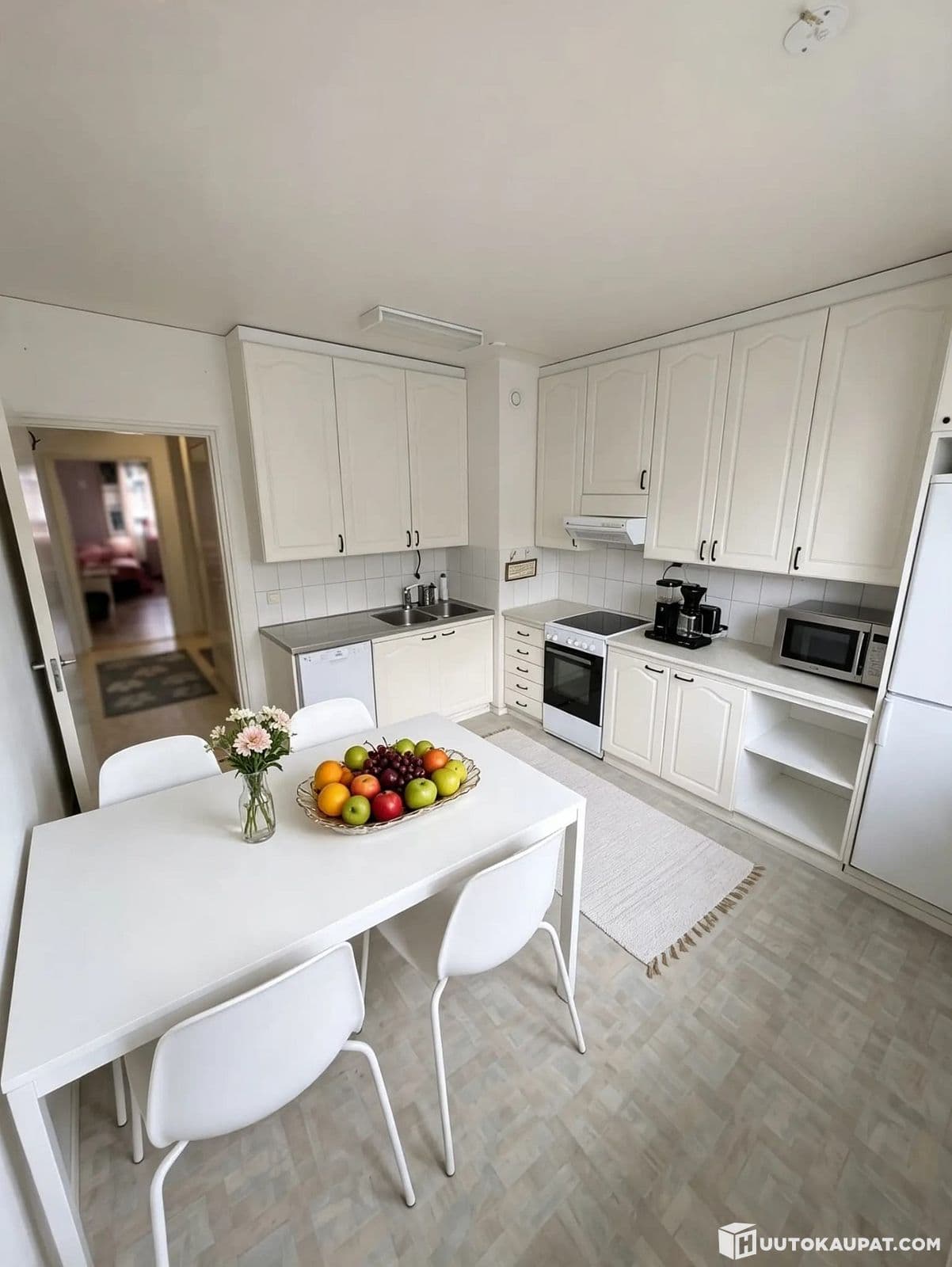 Floor house, 3h 78 m2, 1972 // Rented from 1.2, Kemi