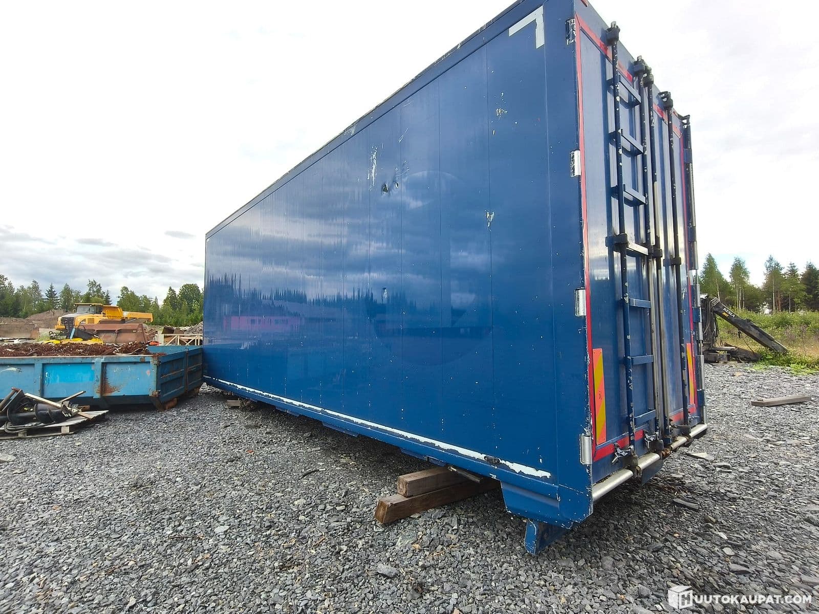 Knape walking floor chipper trailer, Kankaanpää