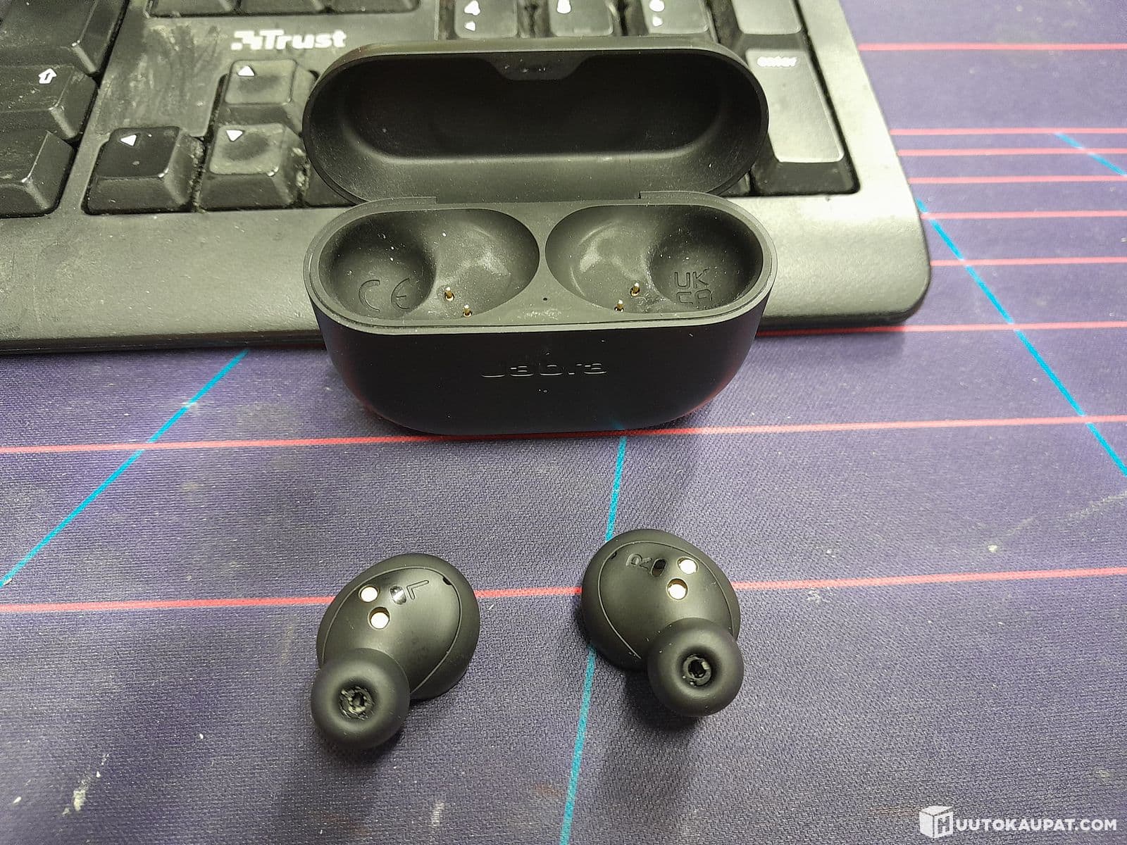 Jabra Elite 8 Active fully wireless in-ear headphones, Vantaa