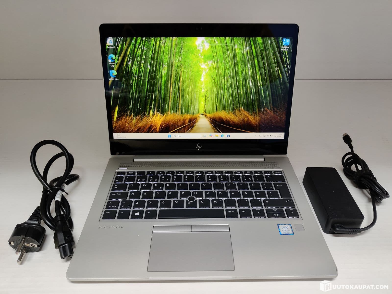 HP Elitebook 830 G5 Portable 13.3" / i7-85550U /8 GB DDR4 / 256 NVMe / Touch screen / Windows 11 Home, Riihimäki
