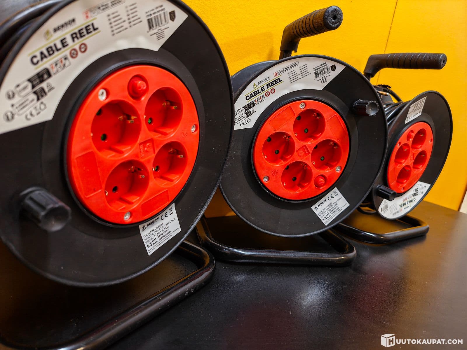 3x cable reels 2300W / 230V, Isokyro