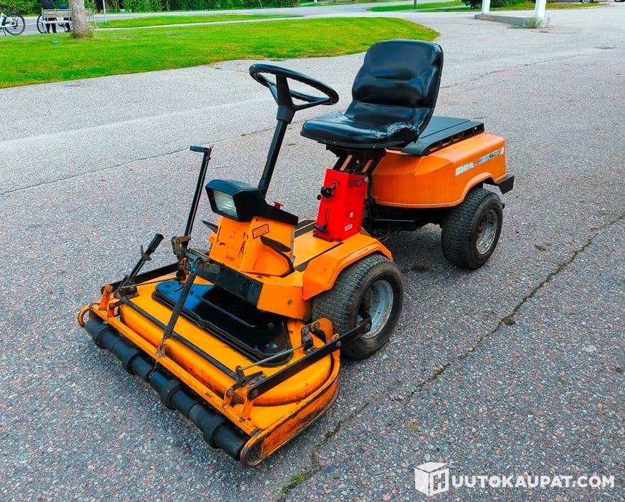 Professional hydrostatic lawnmower Stiga Park Briggs & Stratton with 16.0 hp V-Twin machine, just maintained, watch video - yard and garden, Salo