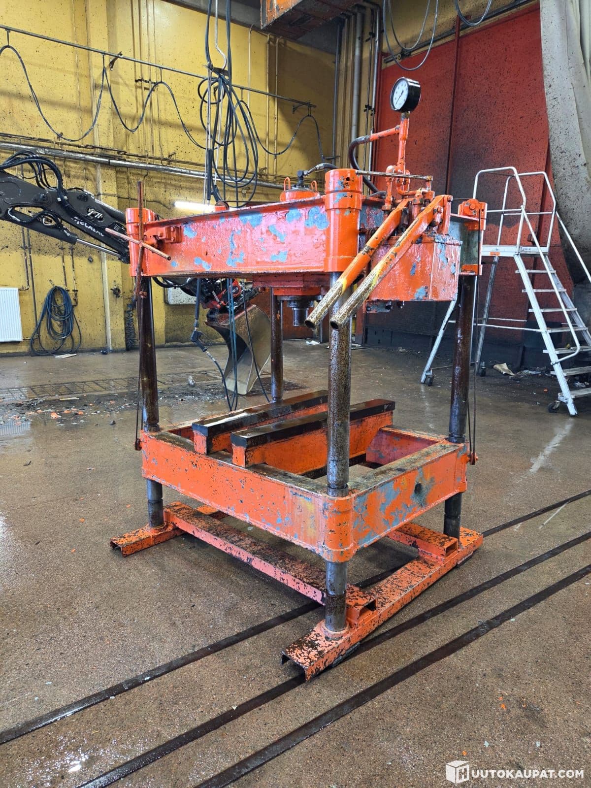 Heavy old union press, Vantaa