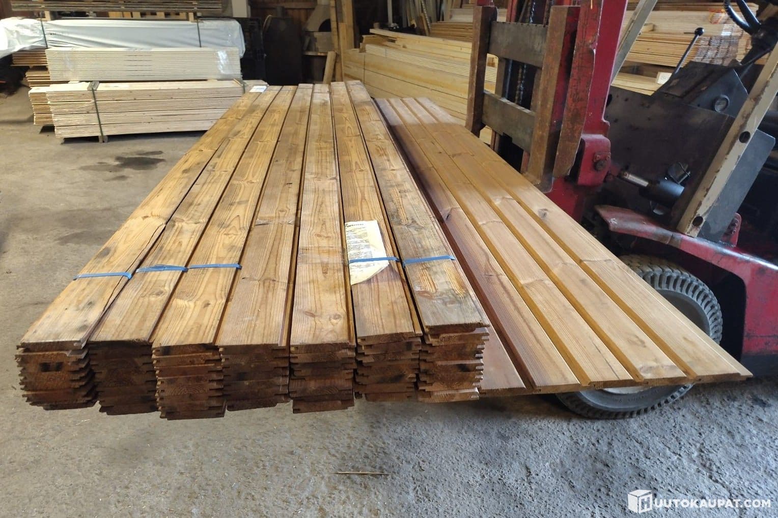 Heat-Treated Pine Panel 14x90x3000mm, 14.98m2