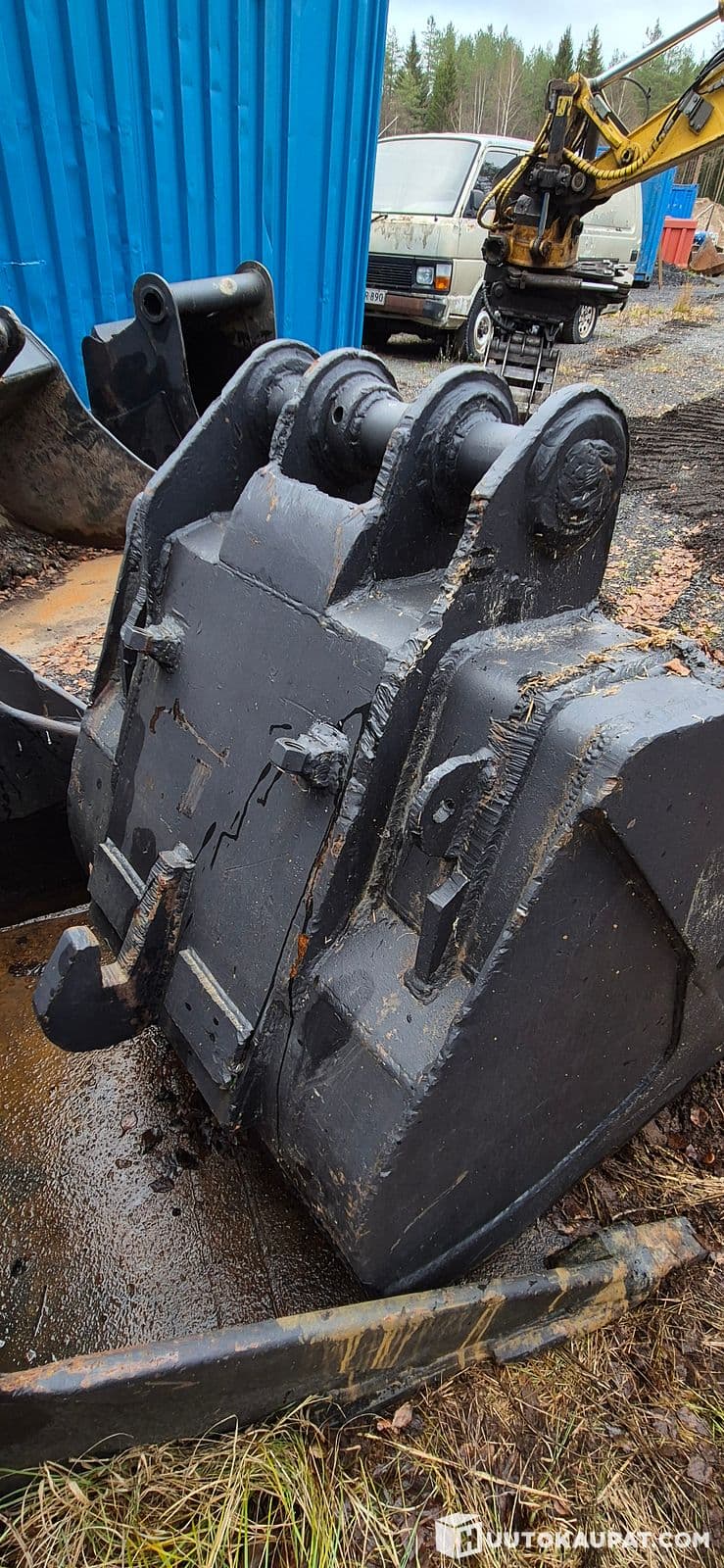 NTP10 bucket with replaceable lip plate, Oulu