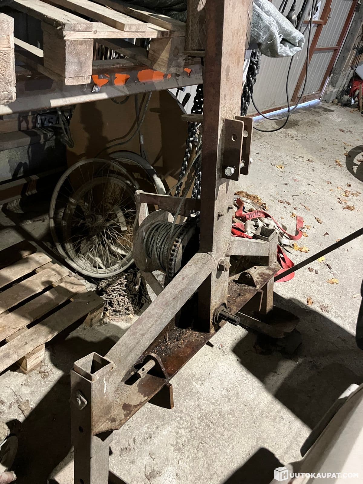 Self-made log winch, Kurikka