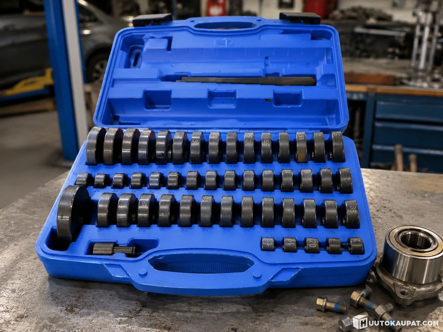 Wheel bearing tool set/Insulation of bearings and sleeves and output set (JATTIPACK 52-PARTA), Isokyro