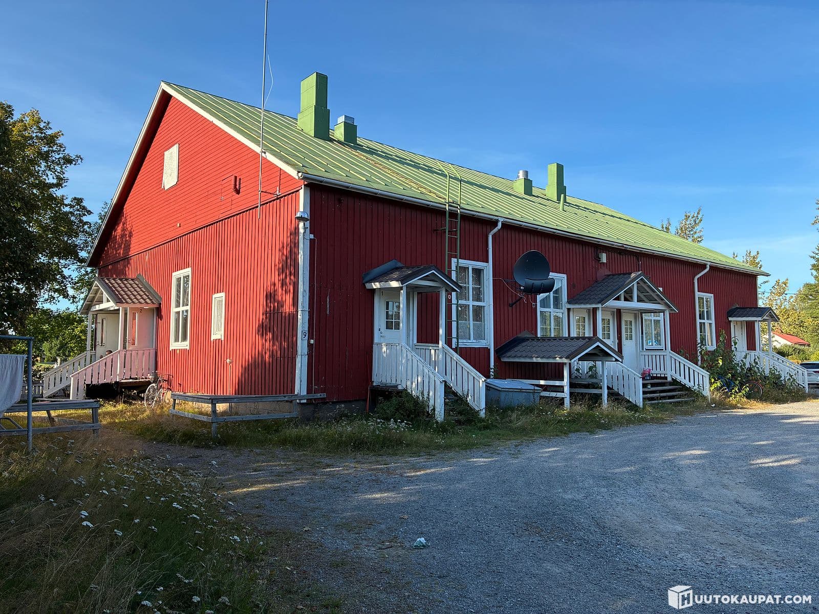 Apartment Oy Pori Apprenticeship home, own plot, whole stock of shares, 9 (10) apartments, (business code 1506758-2), Pori