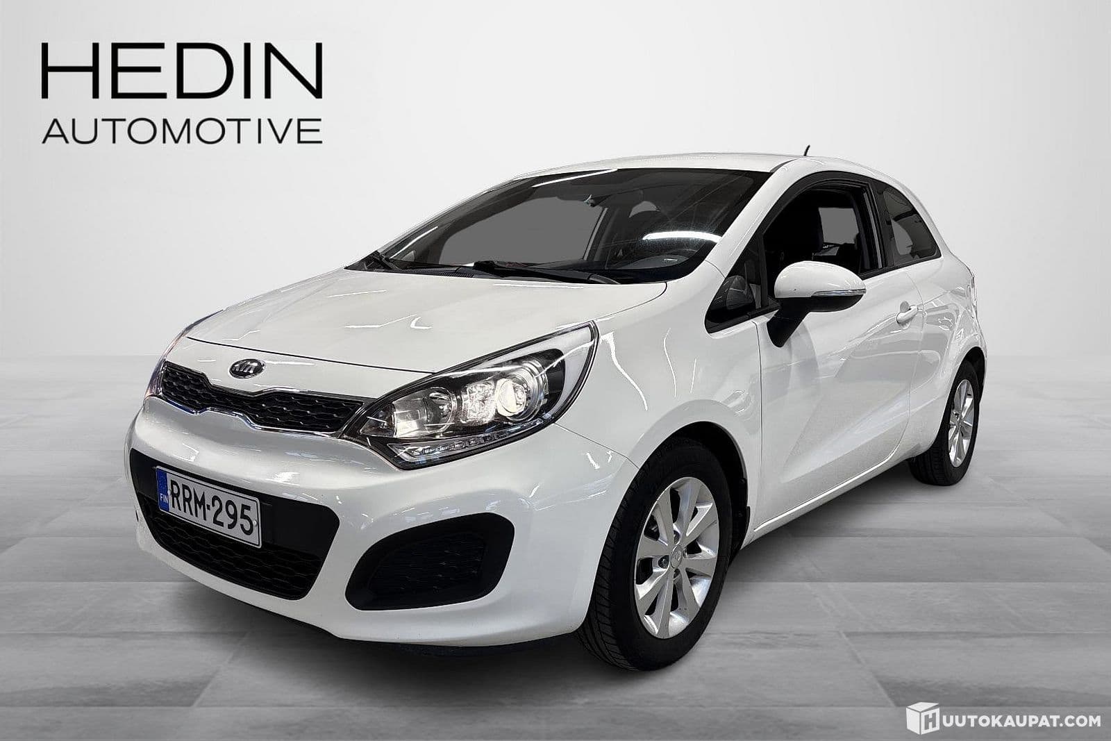 KIA Rio Active 2013 with Block Heater and Rear Radar