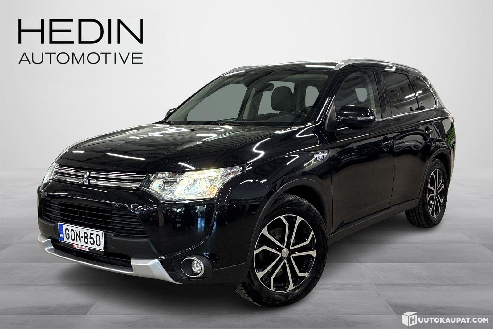 Mitsubishi Outlander PHEV Instyle Navi 4WD 5P, 2015, Espoo