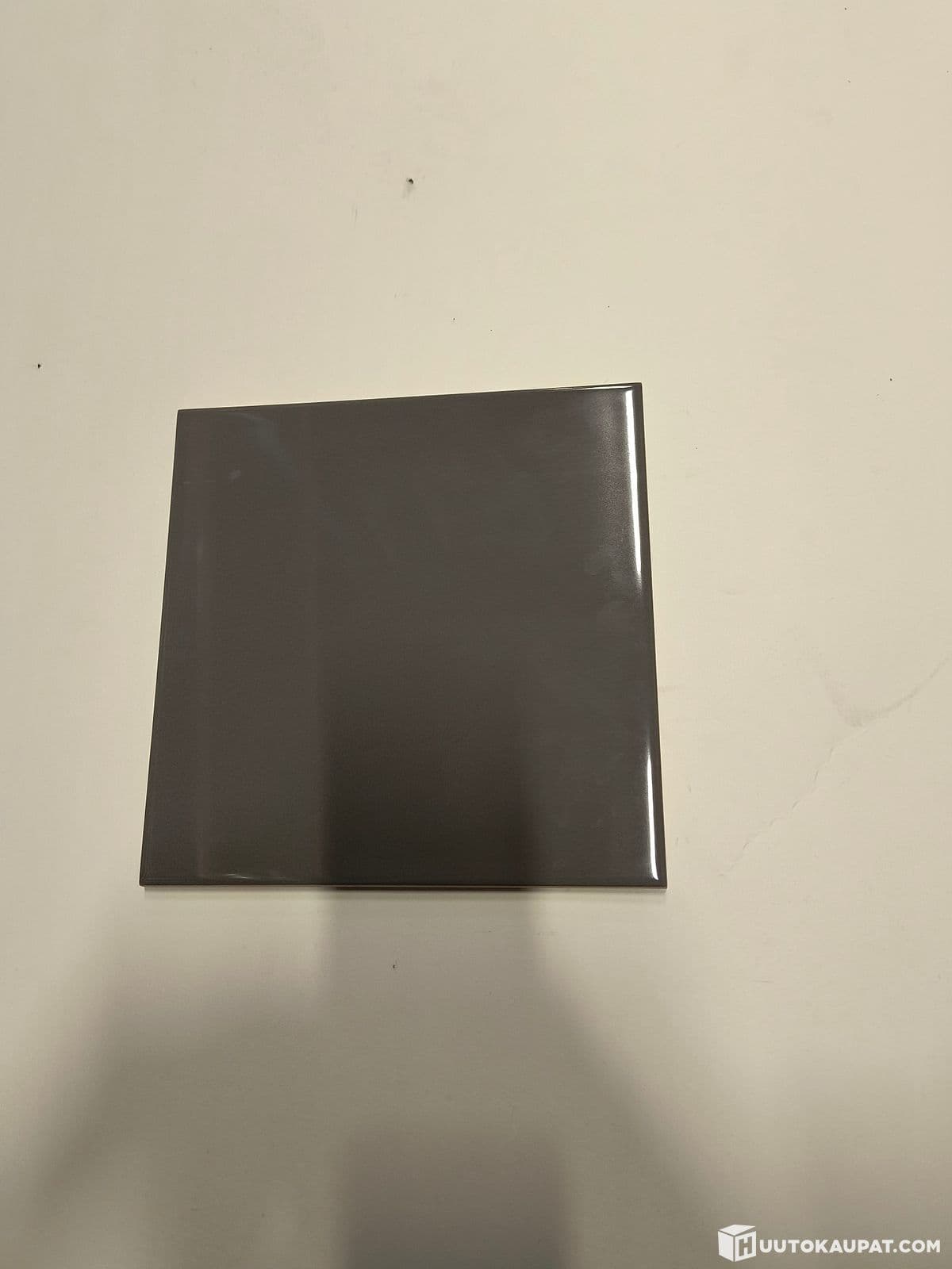 25m2 Wall Tile Lpc P21 Uni Metal PC96 (200x200) (10), Joensuu