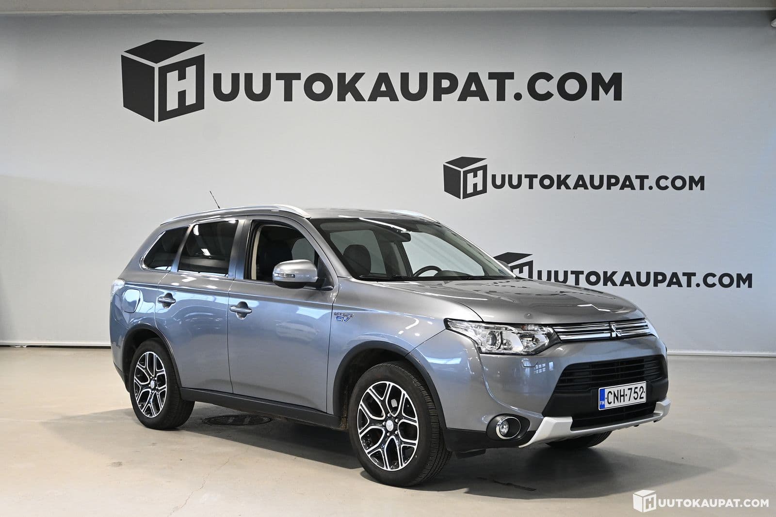 Mitsubishi Outlander PHEV, 2015, Tuusula