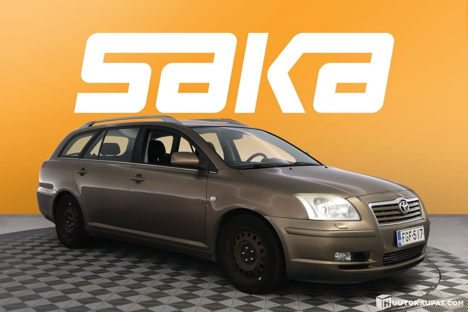 Toyota Avensis 2003, Lahti