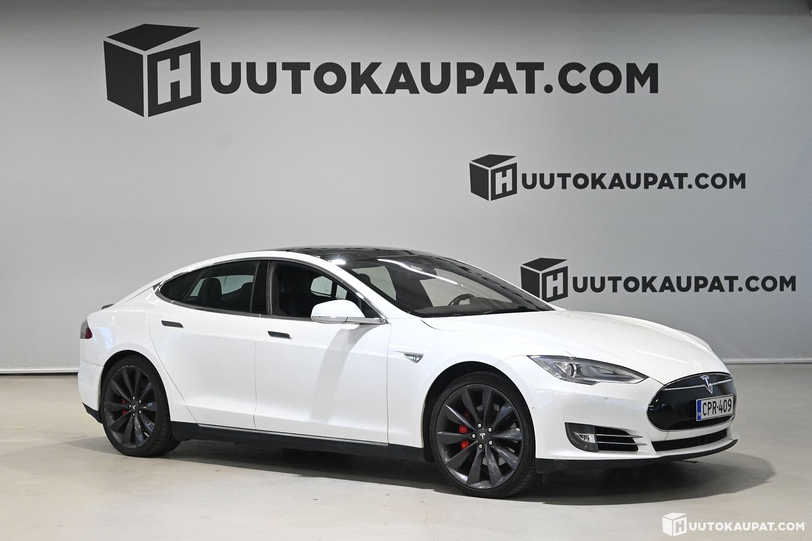 Tesla Model S, 2016, Tuusula