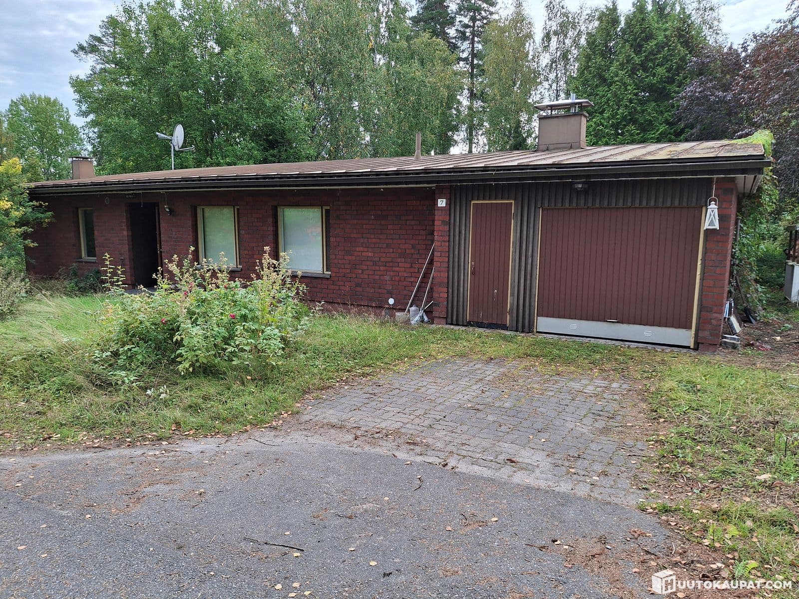 Exempted property (0,0846 ha) with its buildings in Koivula, Orimattila