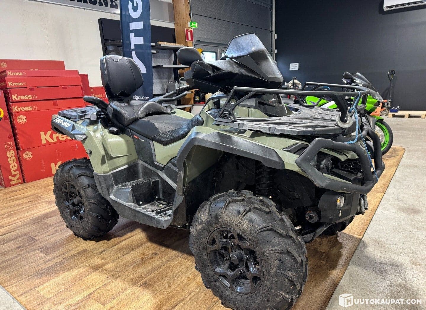 Can-Am Outlander MAX PRO XU+, Kotka