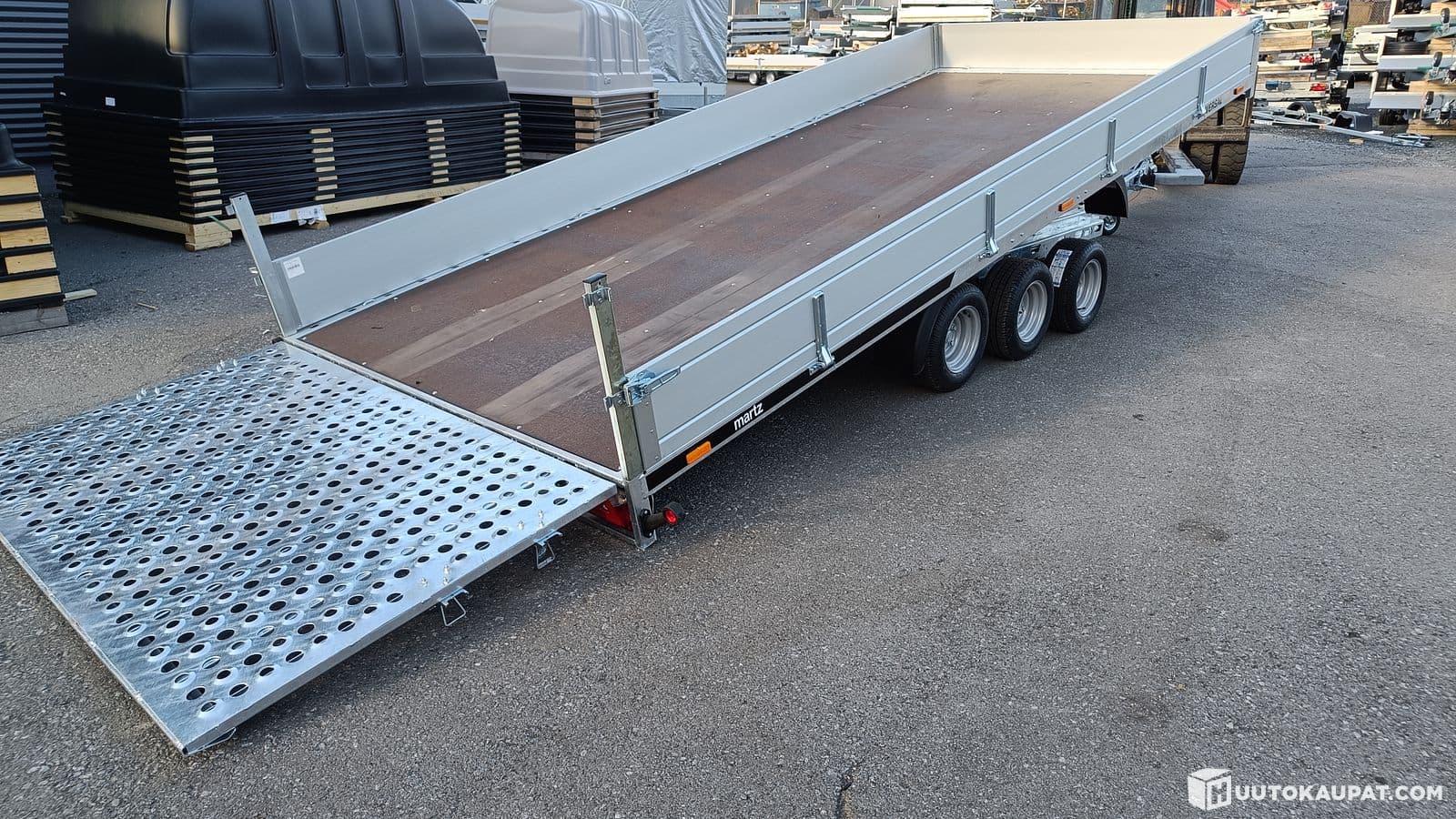 Martz GT Universal 507 x 210 / 3500kg, hydraulikippi, 3-aks. sis.alv 25.5%, Ylöjärvi