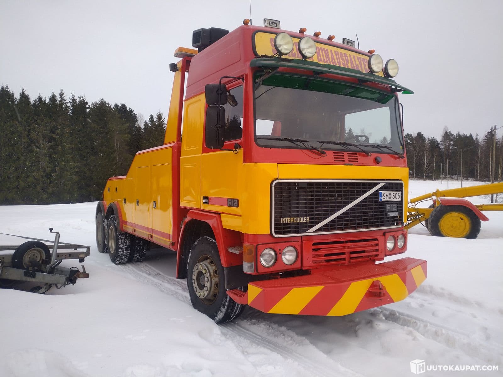 Volvo F12 tow truck, 1989, Somero