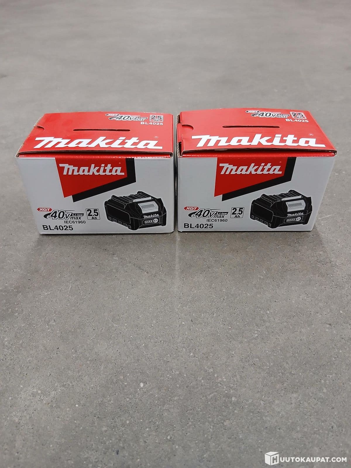 2 pcs Makita Battery BL4025 40V 2,5 Ah, Raasepori