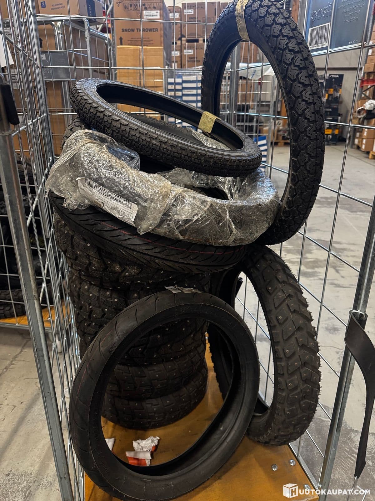 pile of moped tires summer/studded Salo