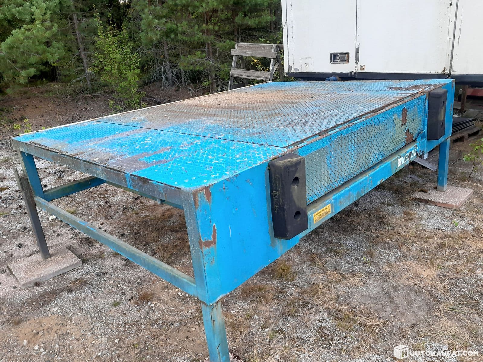 Other make Mesvac loading bridge / loading dock 7000kg 400 V, 2000, Salo