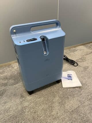 Approx. 1,400 oxygen concentrators, Philips Respironics, EverFlo