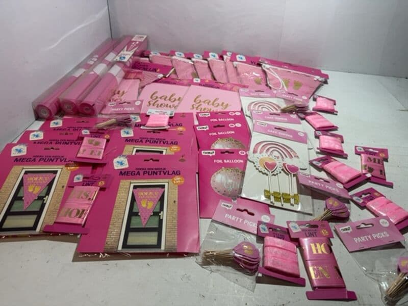Approx. 45x Baby shower girl decoration