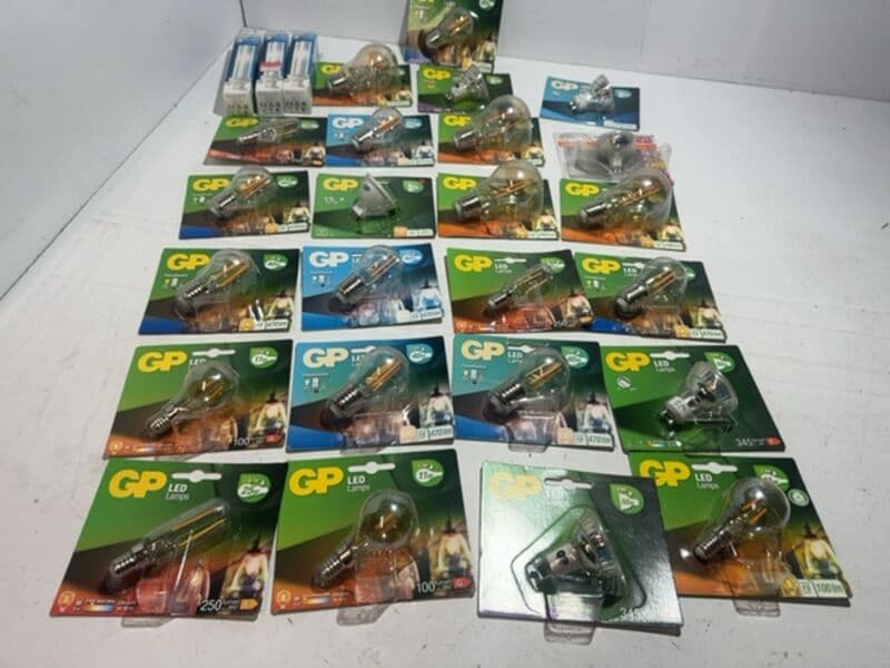 Lot GP Lighting and Philips LED lamps