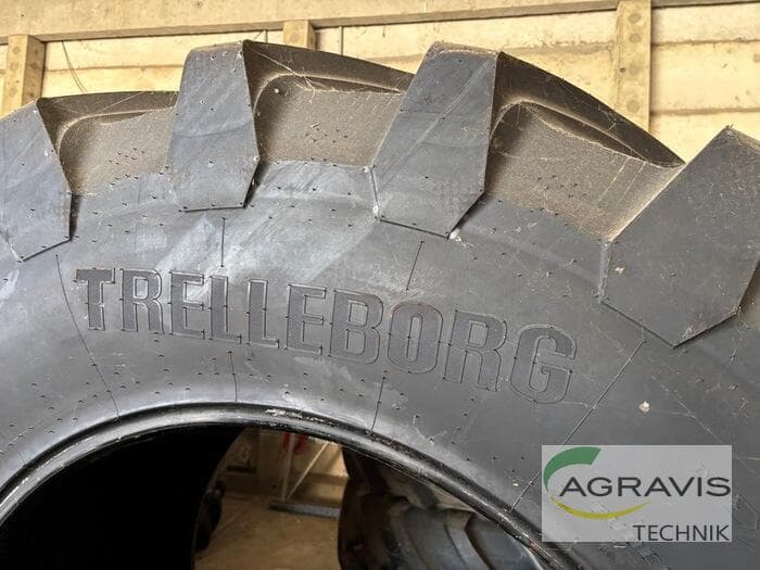 Trelleborg Premia 900/60 R42