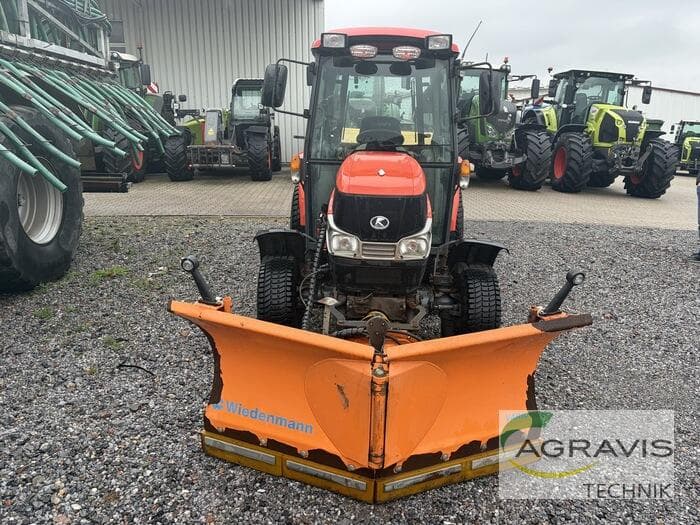 Kubota L2421 DHL