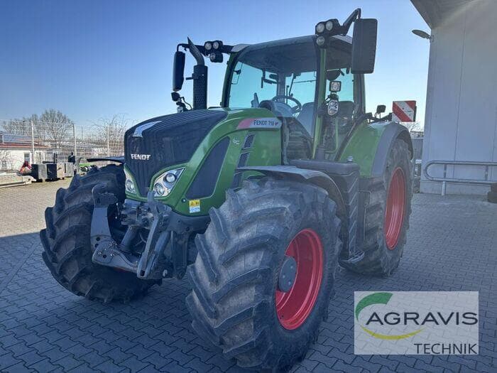 Fendt 718 VARIO S4 Profi Plus