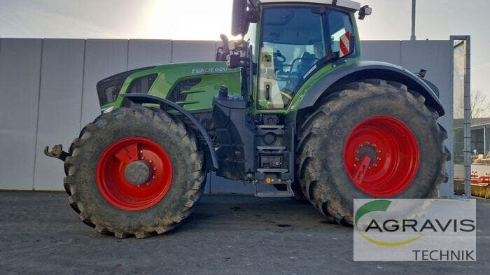 Fendt 826 VARIO S4 Profi Plus