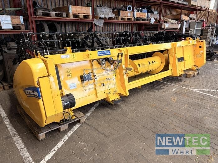 New Holland VARIFEED 5,48 M HD