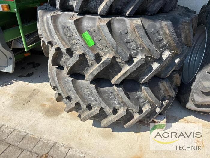 BKT KR 380/70R24 BKT