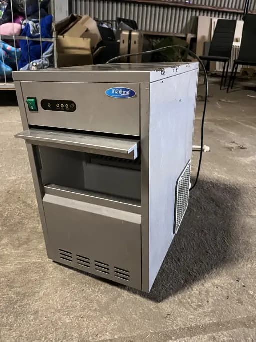 Ice machine Maxima