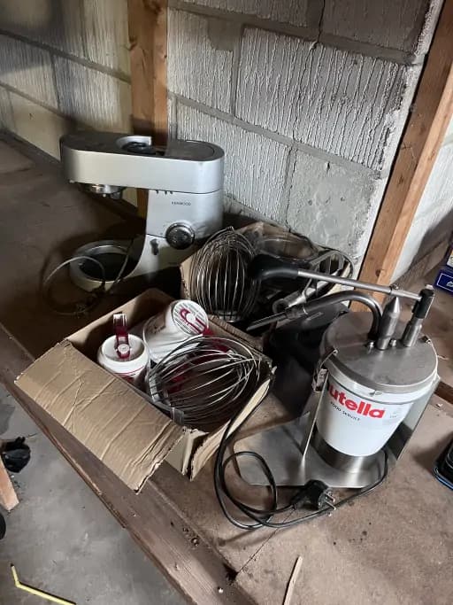 Kenwood mixer and dispenser