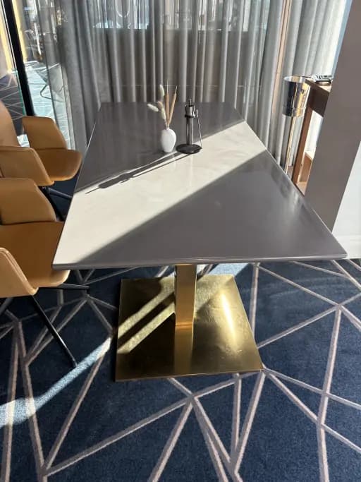 Dining table Restaurant Syttende