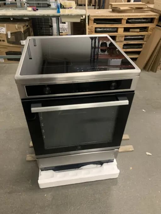Induction stove Electrolux LKI6489SOX