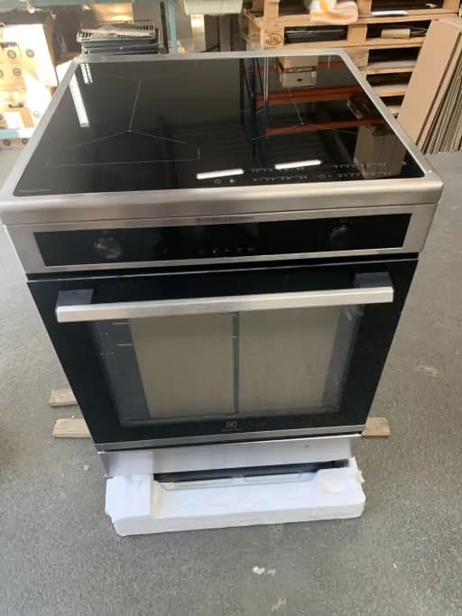 Induction stove Electrolux LKI6489SOX