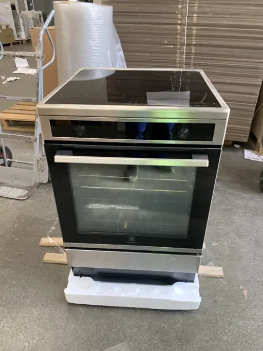 Induction stove Electrolux LKI6489SOX