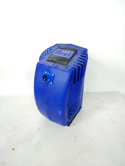 Battery charger Zivan NG3