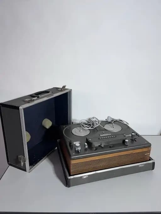 Tandberg reel-to-reel recorder