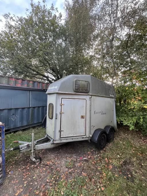 Horse trailer Brenderup Favorit