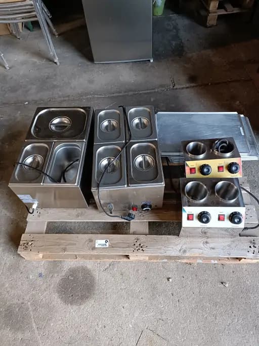 Mixed Kitchen Equipment Lot