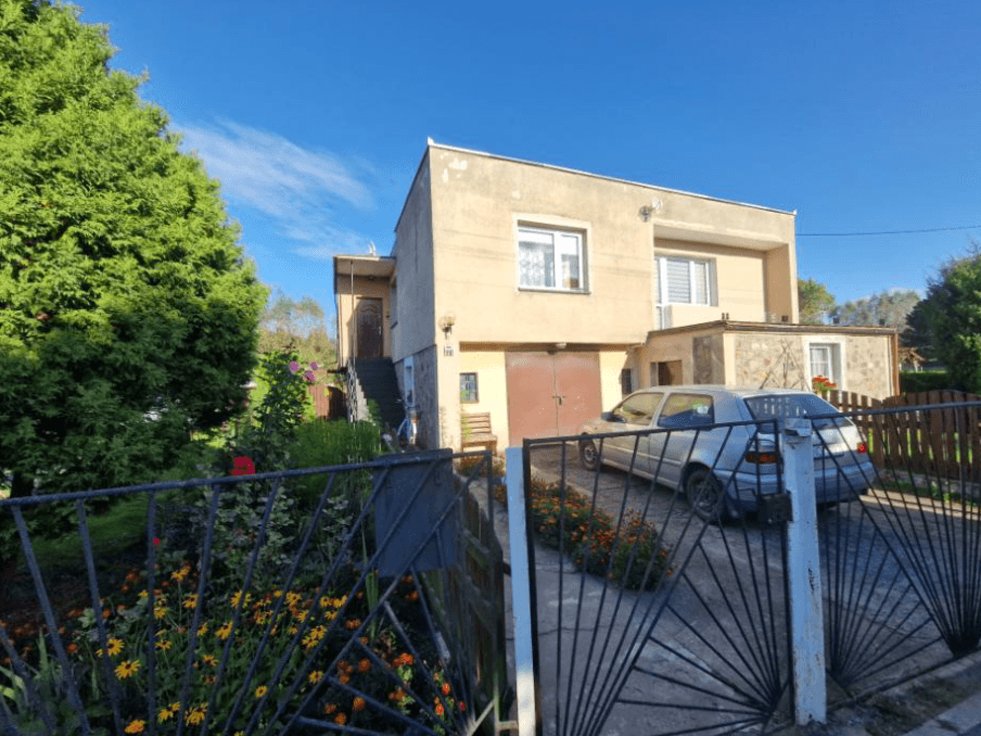 The syndicate will sell a share of 1/2 in real estate in Kwiatowa Street, Ostaszewo